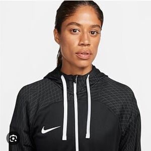 Women’s Nike dri fit zip up